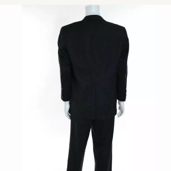 HICKEY FREEMAN SUIT TWO BUTTON CLOSURE SIZE 40R Dark Blue - Picture 6 of 8